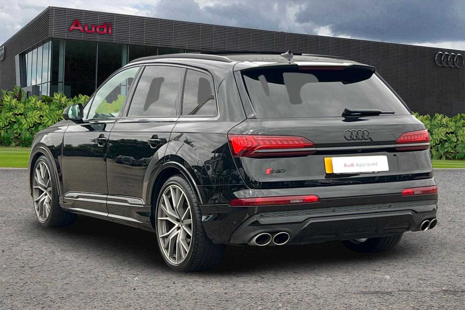 Used Audi Q7 2023 for sale - 76390688: Photo 3