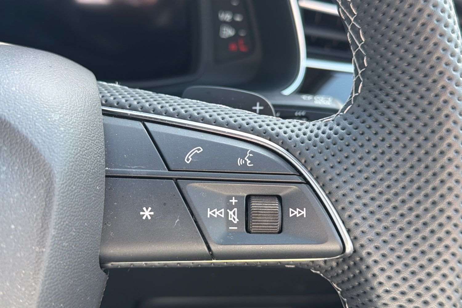 Used Audi Q7 2025 for sale - 77103098: Photo 17