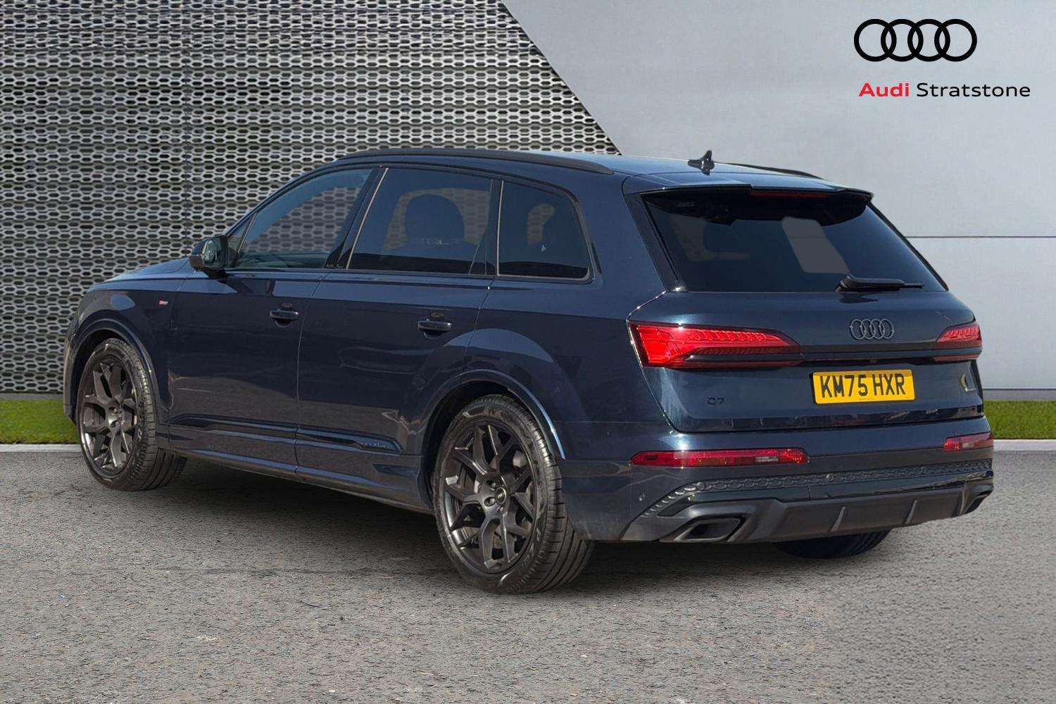 Used Audi Q7 2025 for sale - 77103098: Photo 3