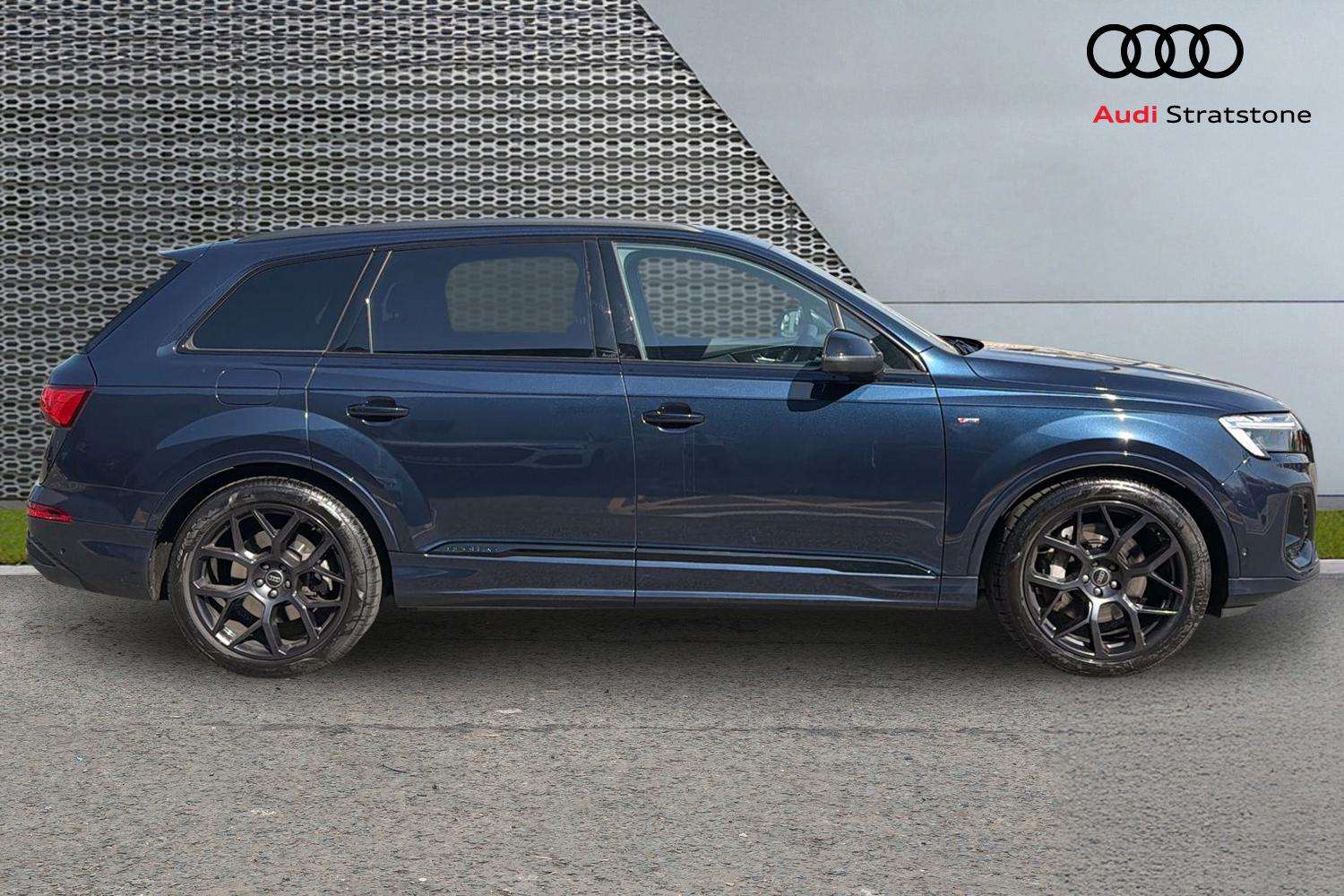 Used Audi Q7 2025 for sale - 77103098: Photo 4