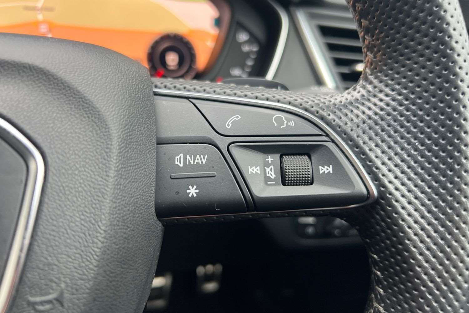 Used Audi Q5 2019 for sale - 76889825: Photo 17