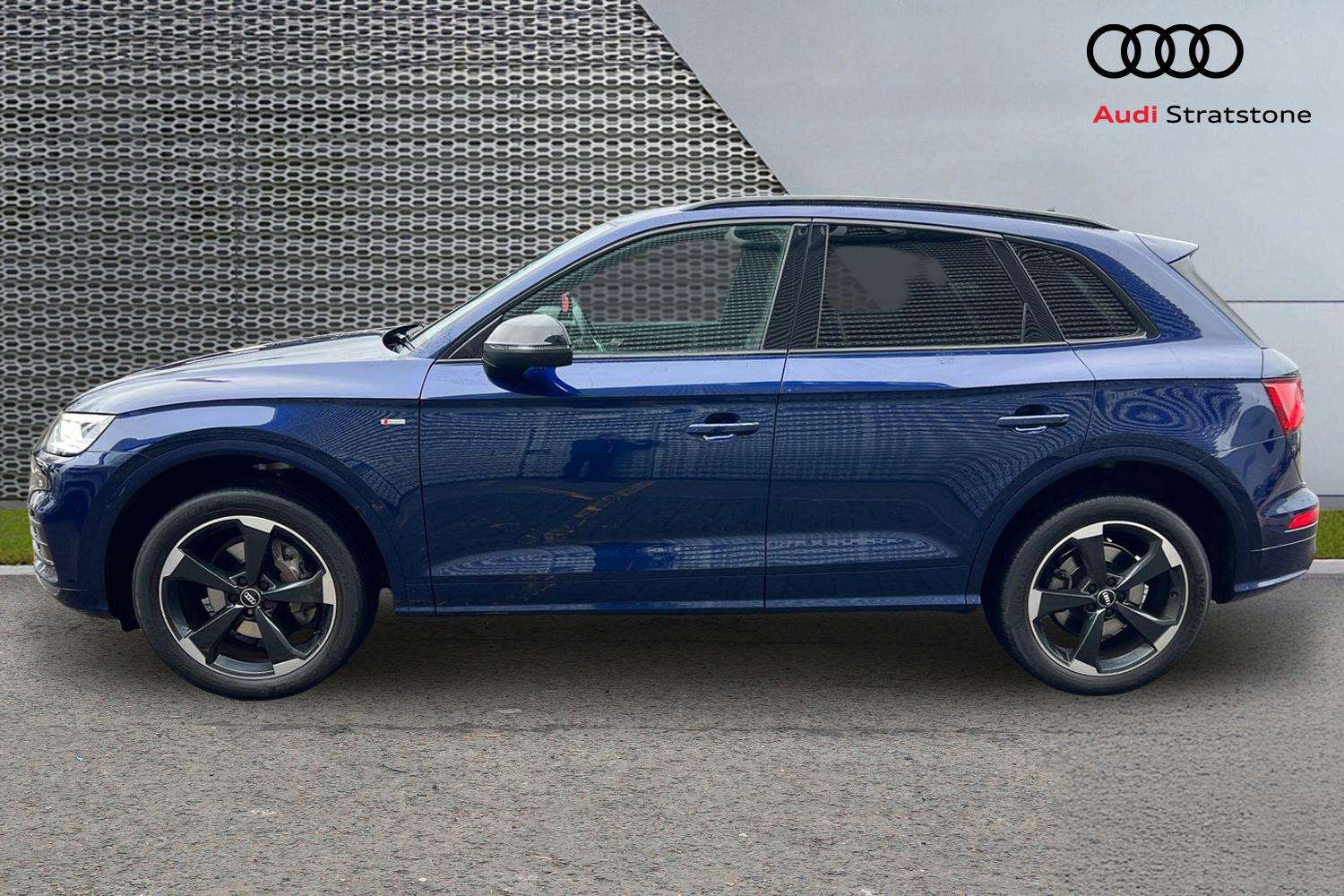 Used Audi Q5 2019 for sale - 76889825: Photo 8