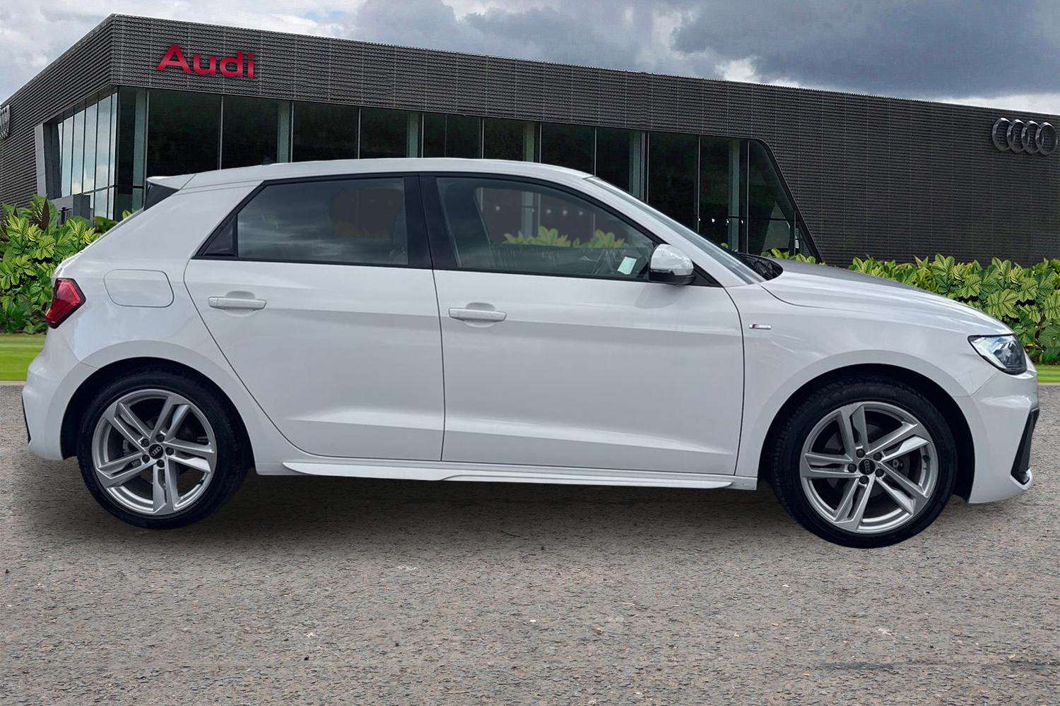 Used Audi A1 2020 for sale - 76298325: Photo 4
