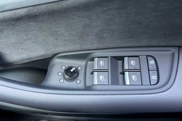 Used Audi Q8 2025 for sale - 75733276: Photo 21