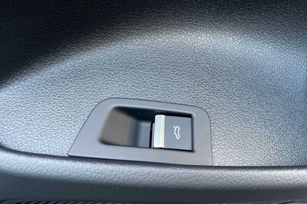Used Audi Q8 2025 for sale - 75733276: Photo 35