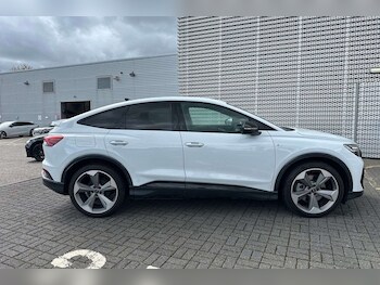Used Audi Q4 e-tron 2025 for sale - 78264610: Photo