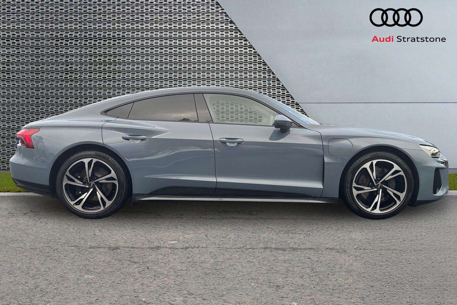 Used Audi e-tron GT 2024 for sale - 77615465: Photo 4