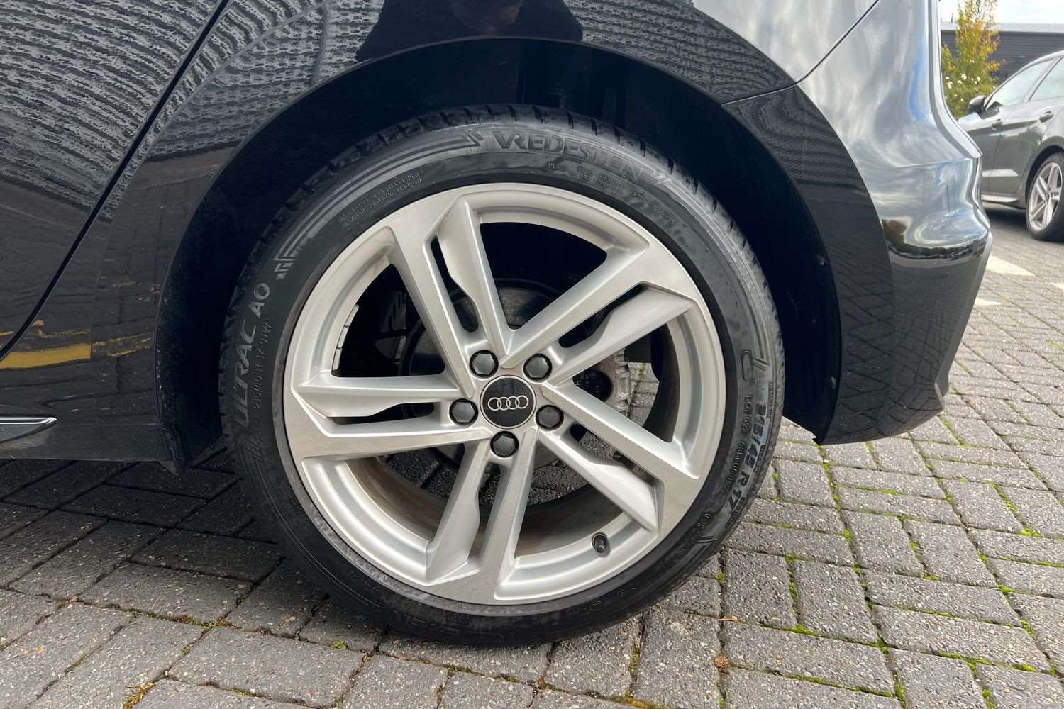 Used Audi A1 for sale - 76329230: Photo 11