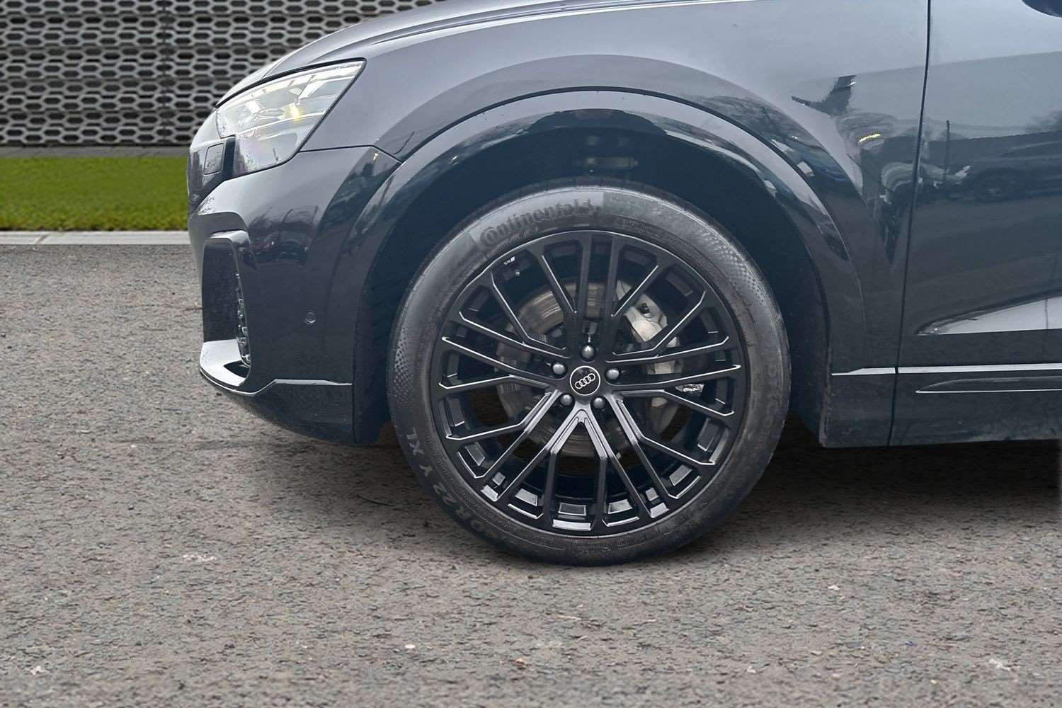 Used Audi Q8 2024 for sale - 77648909: Photo 11