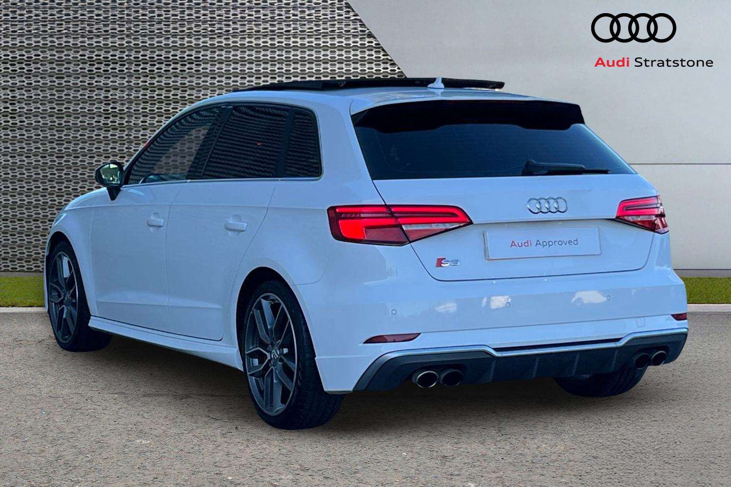 Used Audi A3 2017 for sale - 76804733: Photo 3