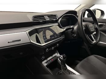 Used Audi Q3 2023 for sale - 79702625: Photo