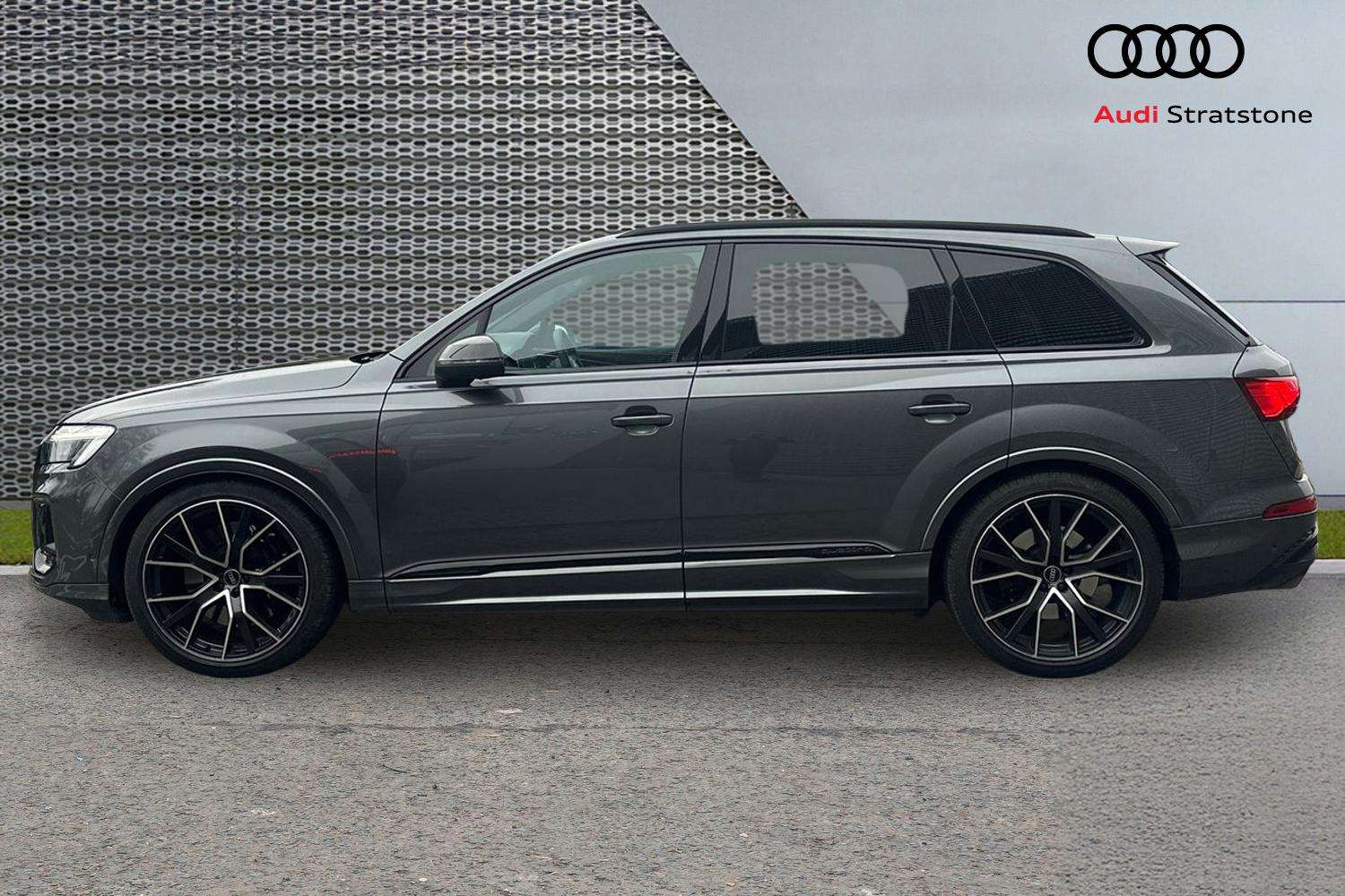 Used Audi Q7 2025 for sale - 77928610: Photo 8
