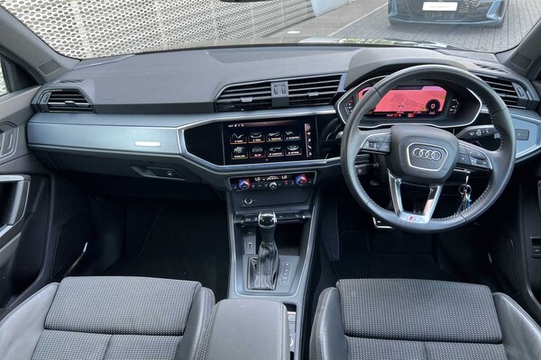Used Audi Q3 2019 for sale - 75510673: Photo 12