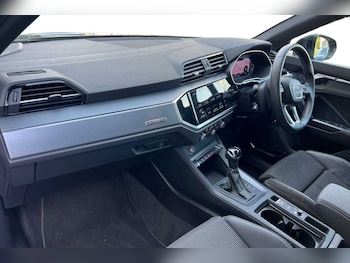 Used Audi Q3 2019 for sale - 75510673: Photo