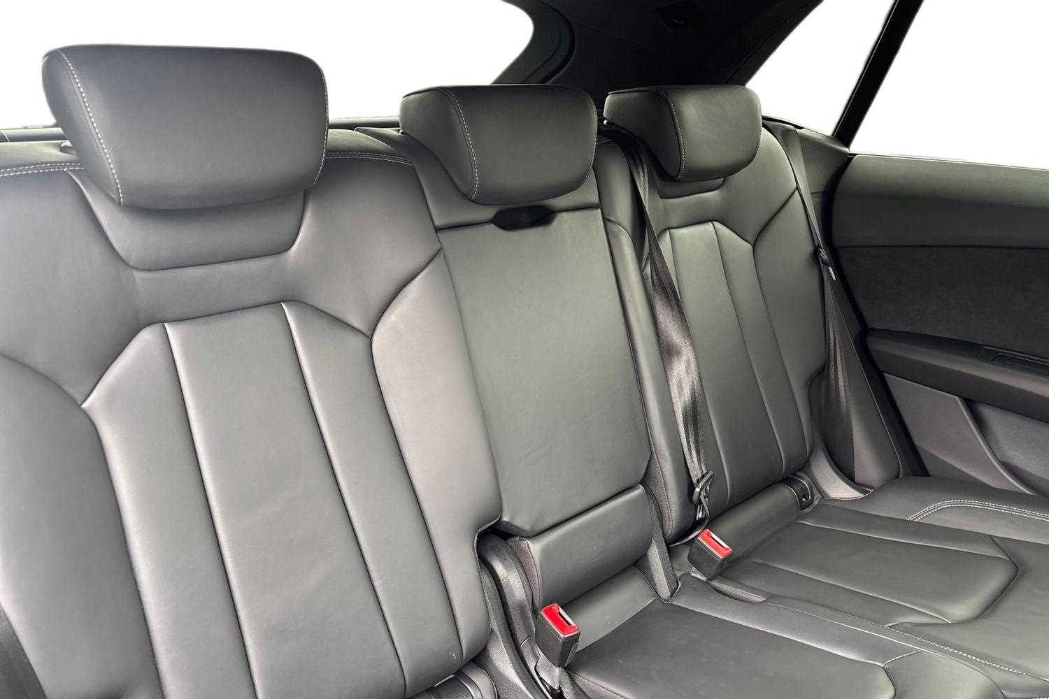 Used Audi Q8 2023 for sale - 77615379: Photo 10