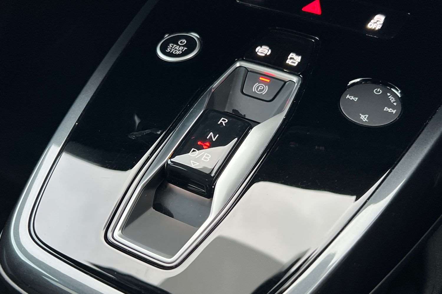 Used Audi Q4 e-tron 2023 for sale - 76529233: Photo 15