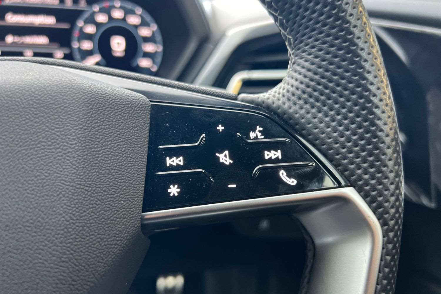 Used Audi Q4 e-tron 2023 for sale - 76529233: Photo 17