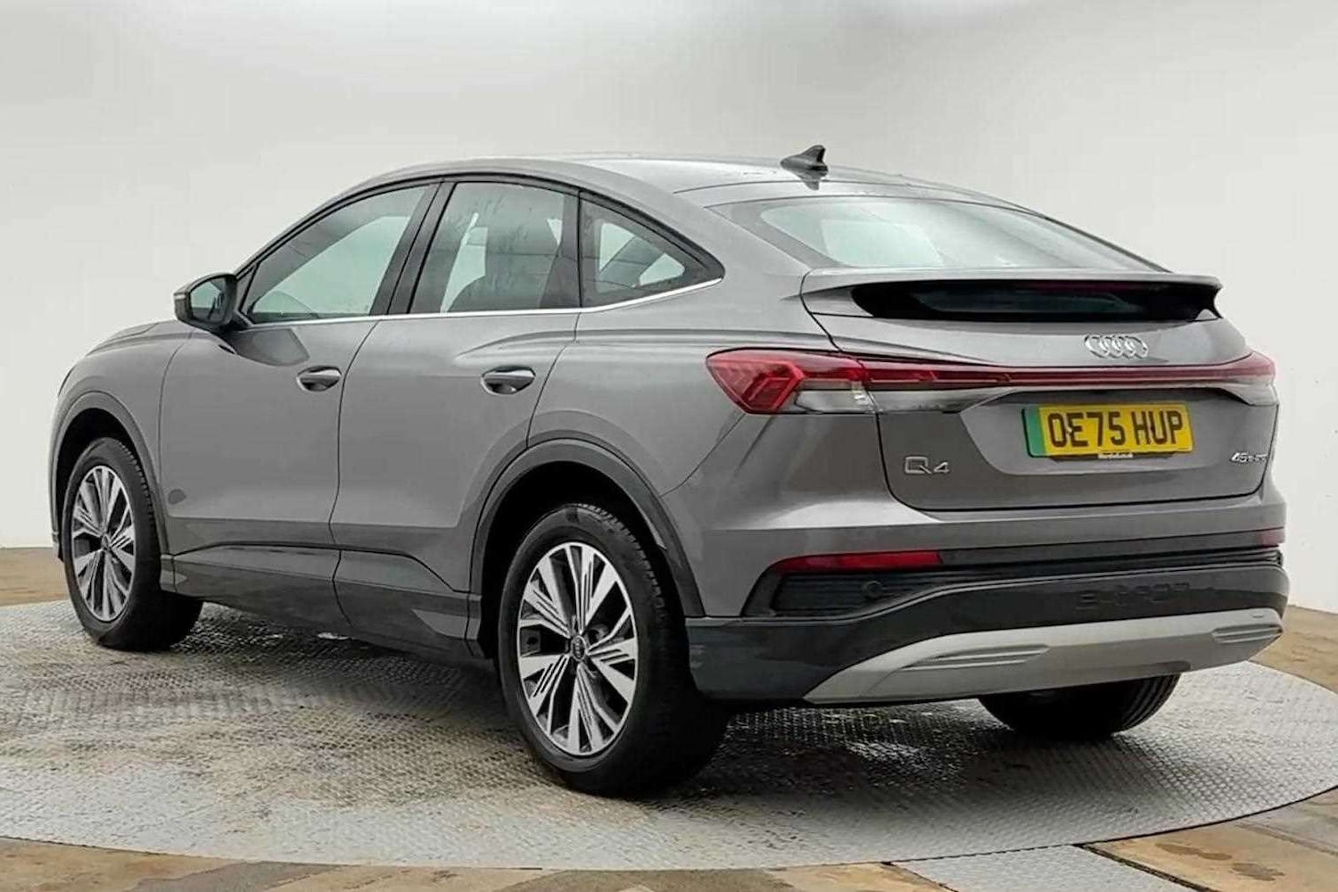 Used Audi Q4 e-tron 2025 for sale - 78076827: Photo 3