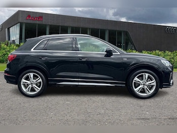 Used Audi Q3 2021 for sale - 74890441: Photo