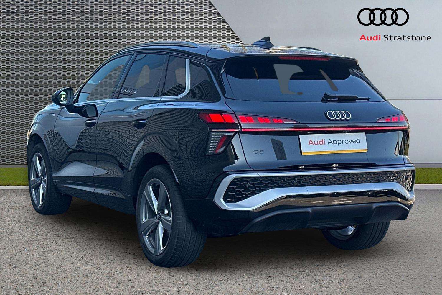 Used Audi Q3 2025 for sale - 78161638: Photo 3