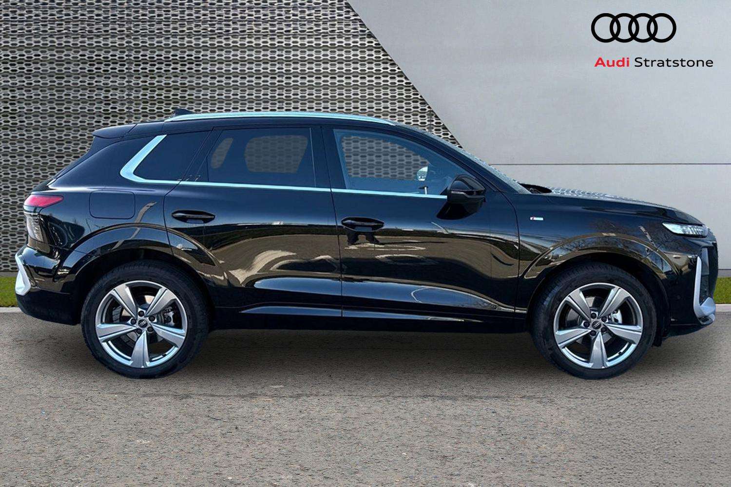 Used Audi Q3 2025 for sale - 78161638: Photo 4