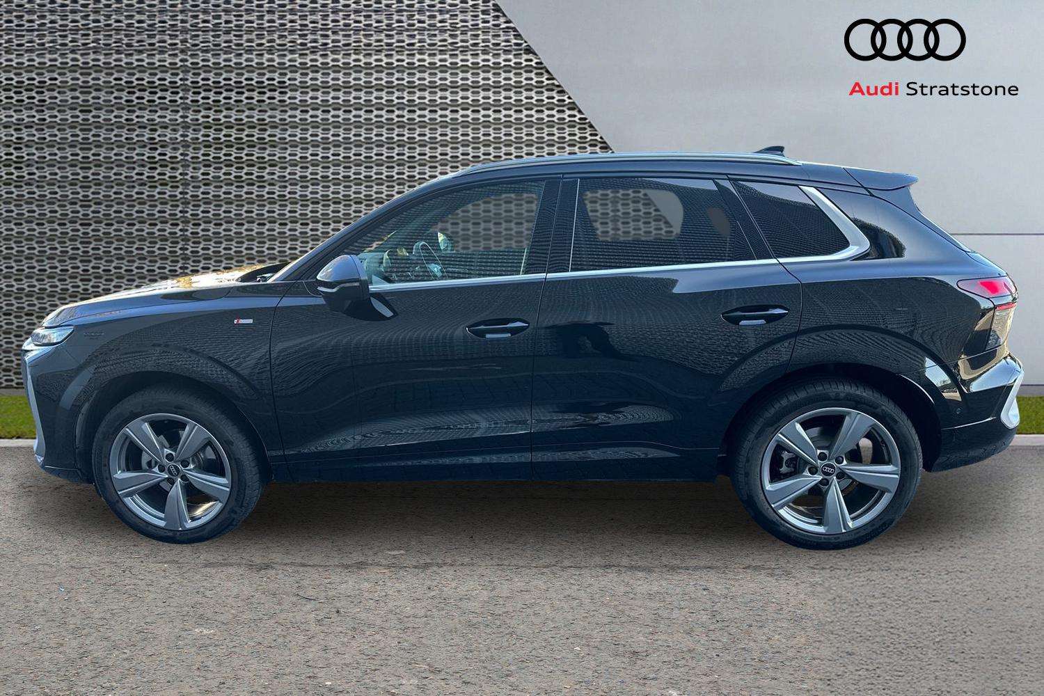 Used Audi Q3 2025 for sale - 78161638: Photo 8