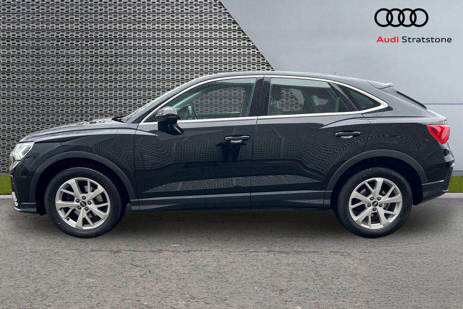 Used Audi Q3 2021 for sale - 76978694: Photo 8