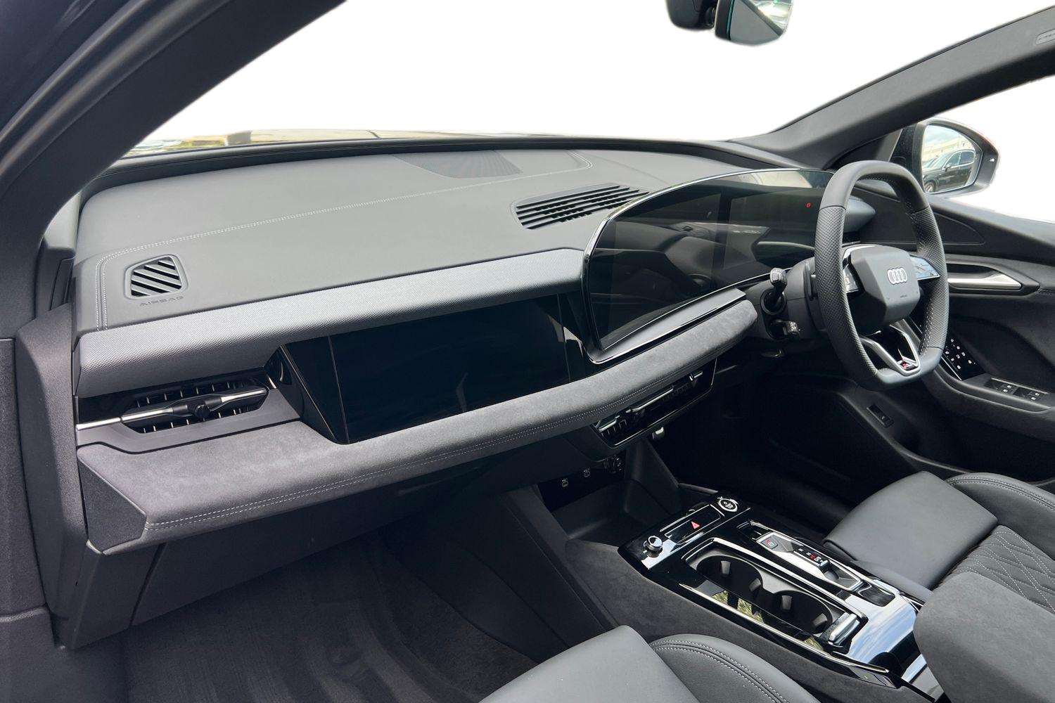 Used Audi Q6 e-tron 2025 for sale - 78024230: Photo 2