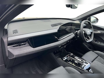 Used Audi Q6 e-tron 2025 for sale - 78024230: Photo