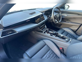 Used Audi e-tron GT 2023 for sale - 77206360: Photo