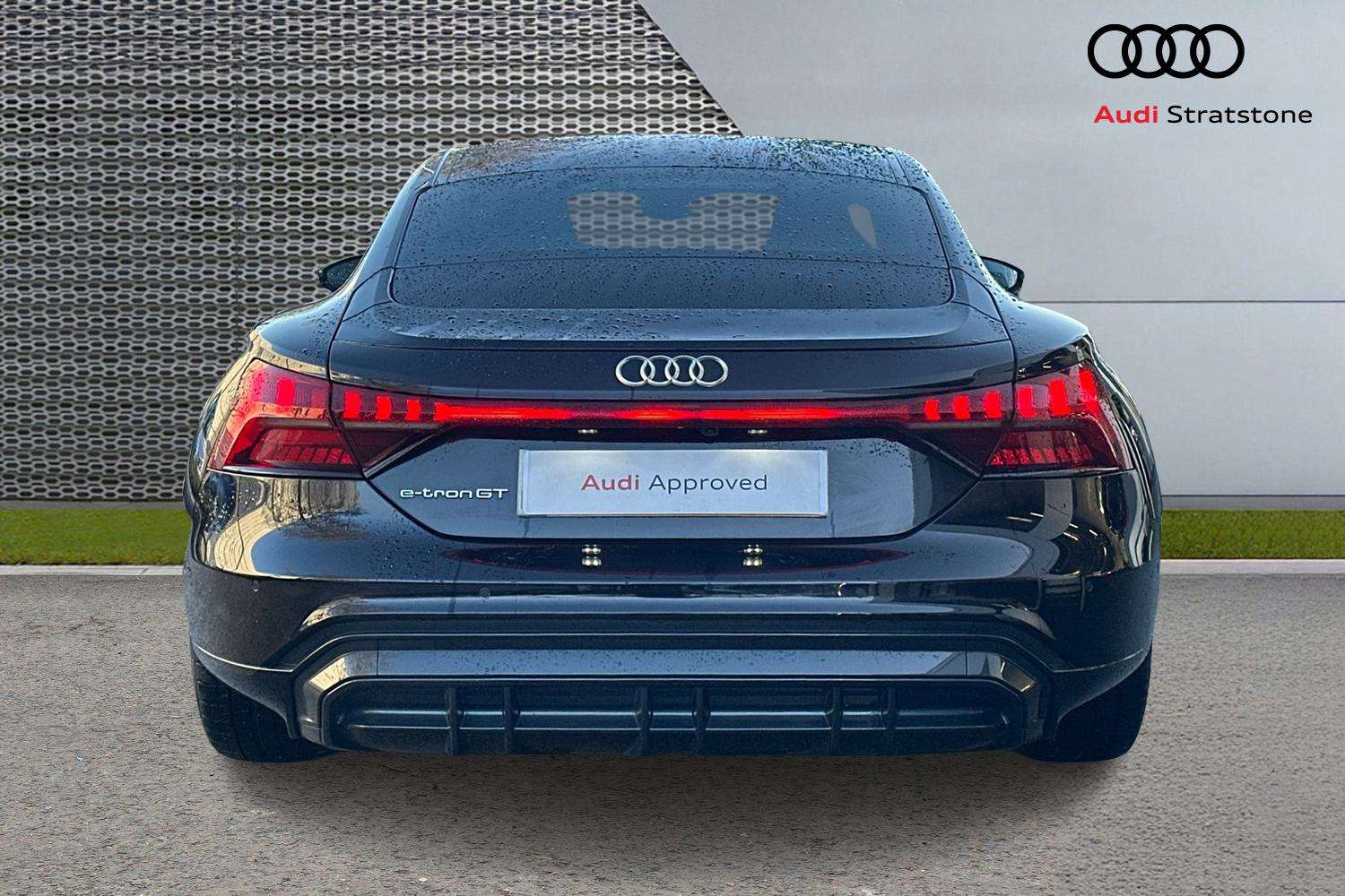 Used Audi e-tron GT 2023 for sale - 77206360: Photo 7