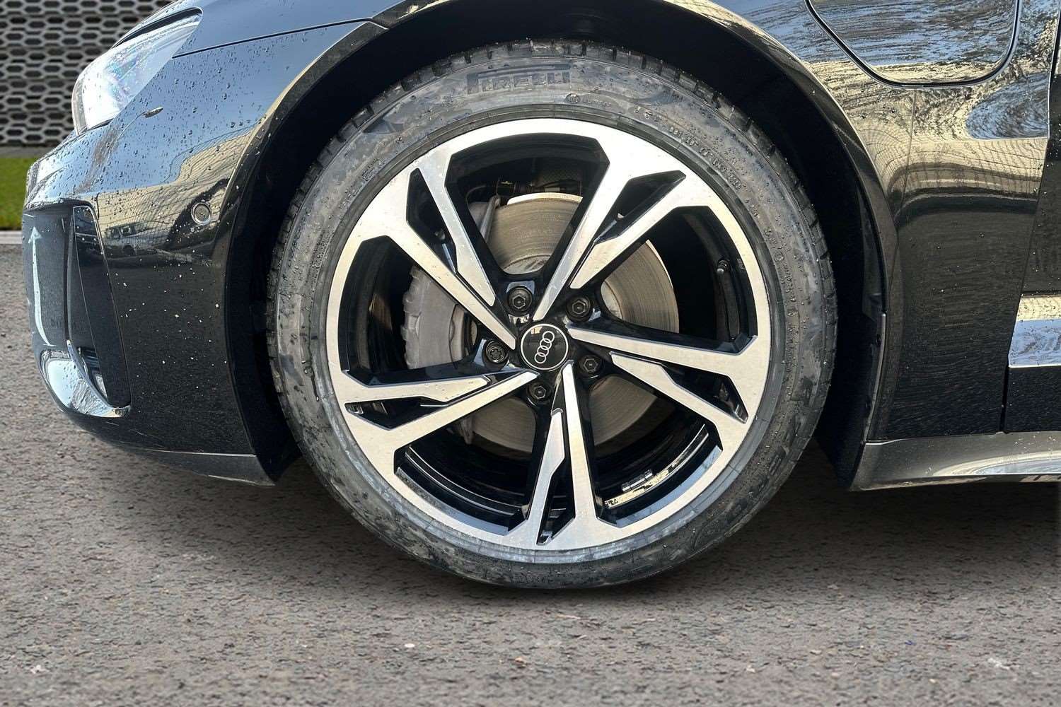 Used Audi e-tron GT 2023 for sale - 77206360: Photo 9