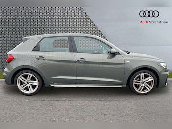 Used Audi A1 2022 for sale - 76262333: Photo