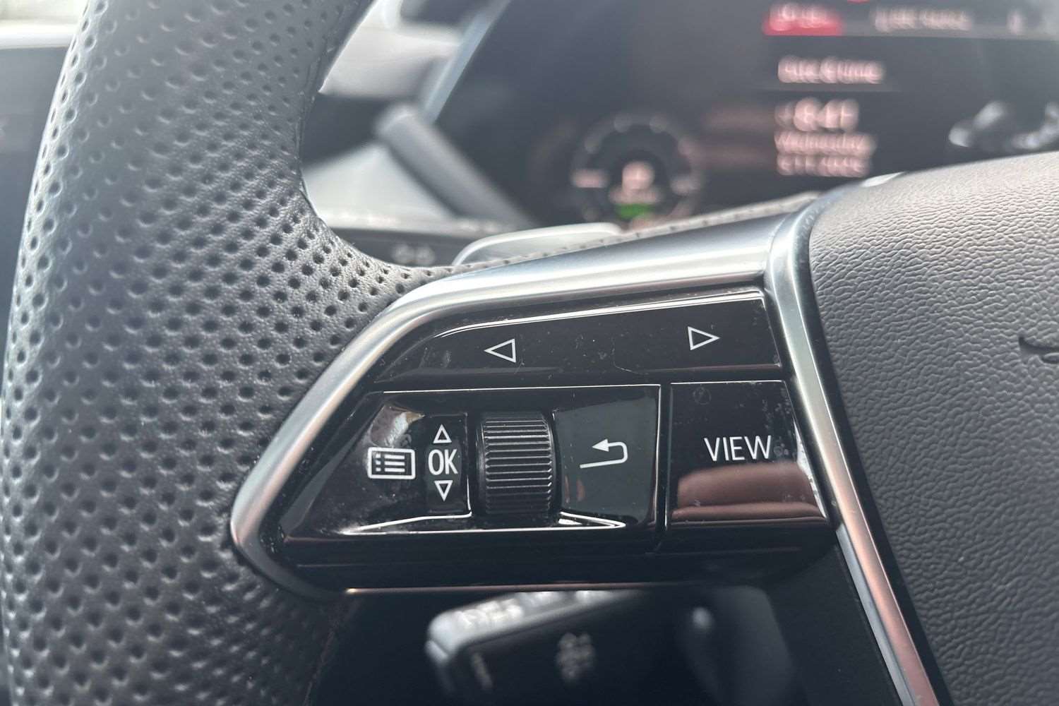 Used Audi e-tron GT 2024 for sale - 77894419: Photo 16