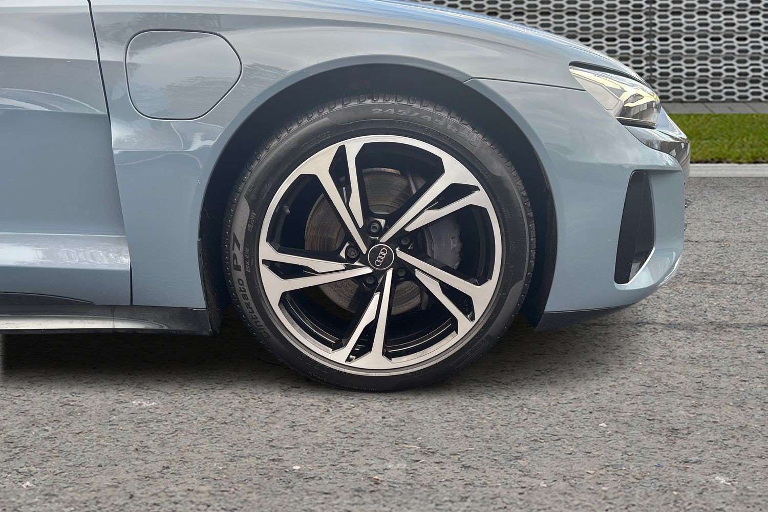 Used Audi e-tron GT 2024 for sale - 77894419: Photo 5