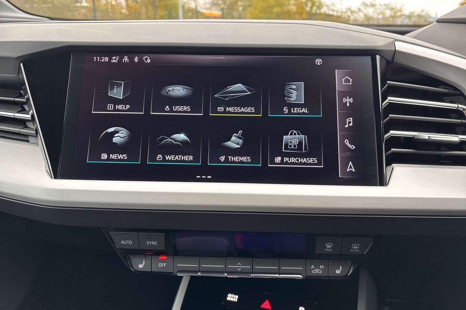 Used Audi Q4 e-tron 2023 for sale - 77239884: Photo 27