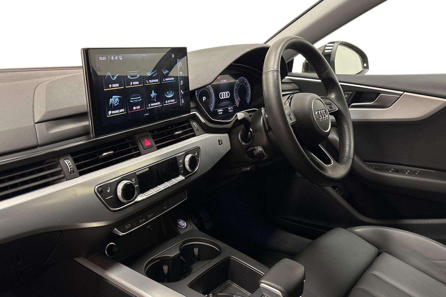 Used Audi A5 2022 for sale - 77011161: Photo 2