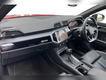 Used Audi Q3 2023 for sale - 74716307: Photo