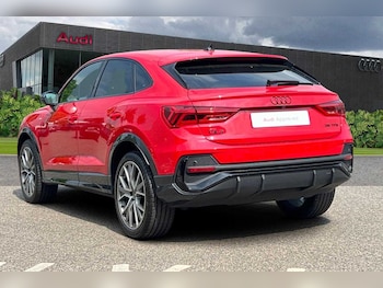 Used Audi Q3 2023 for sale - 74716307: Photo