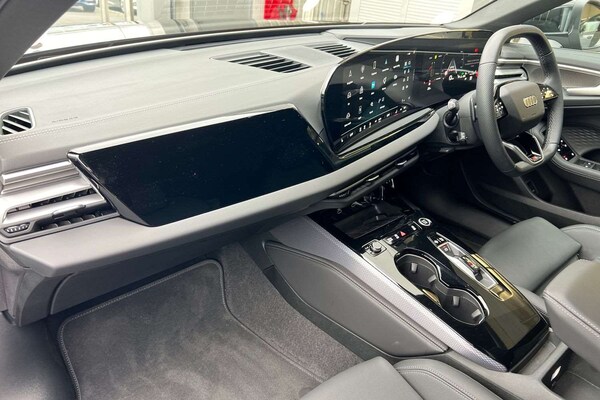 Used Audi A5 2025 for sale - 76170052: Photo 2