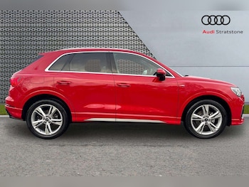 Used Audi Q3 2025 for sale - 77178777: Photo
