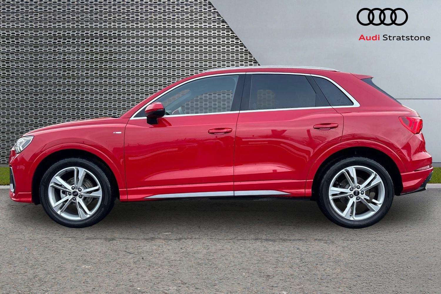 Used Audi Q3 2025 for sale - 77178777: Photo 8