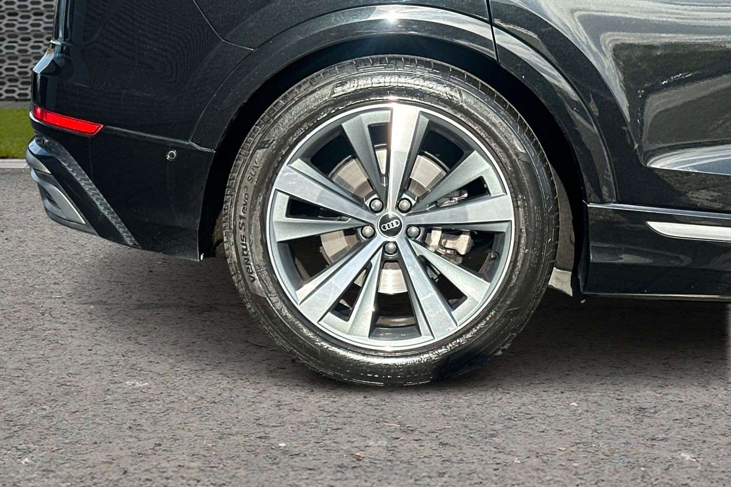 Used Audi Q8 2021 for sale - 76564402: Photo 11