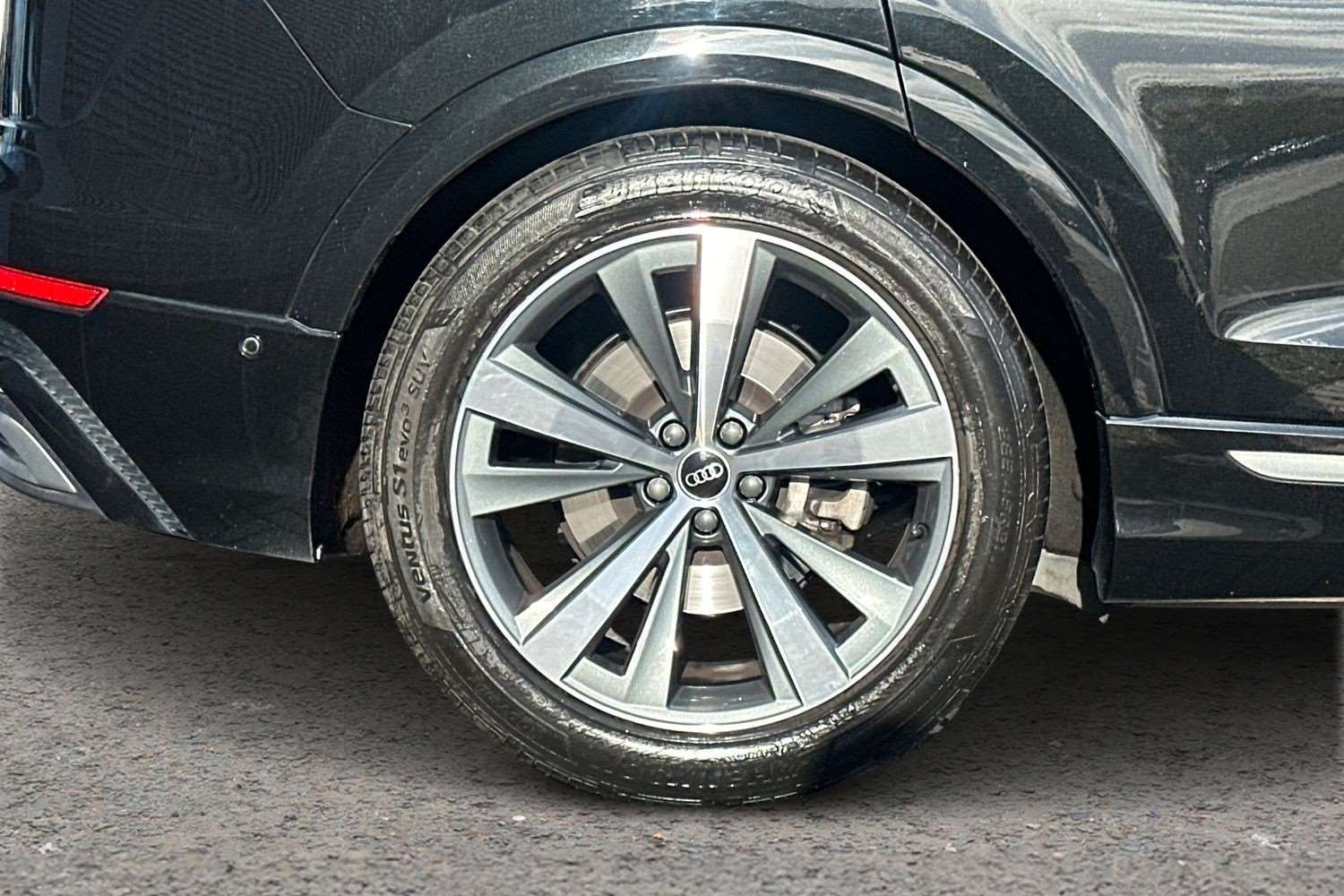 Used Audi Q8 2021 for sale - 76564402: Photo 9