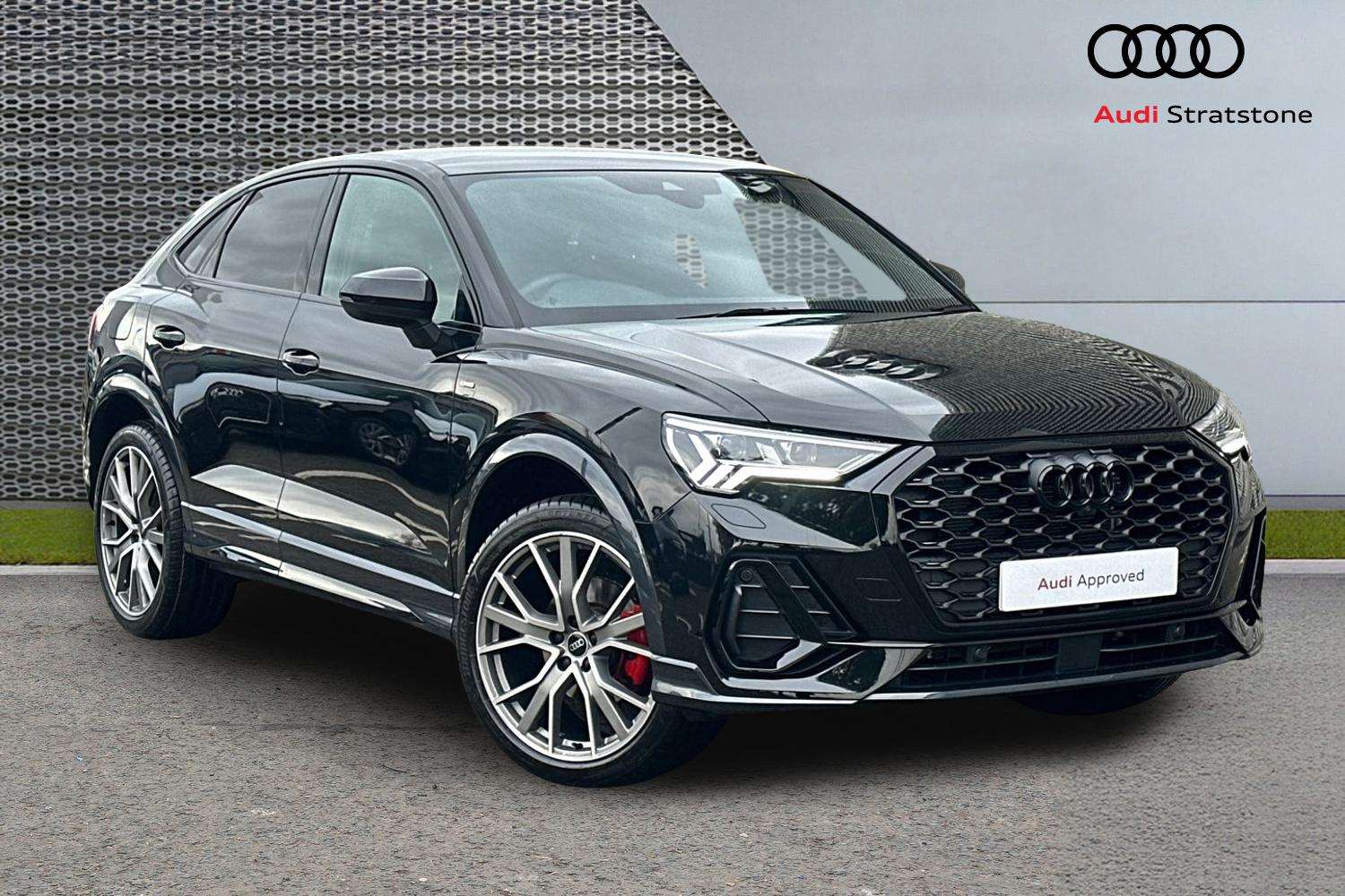 Used Audi Q3 2025 for sale - 76564430: Photo 1