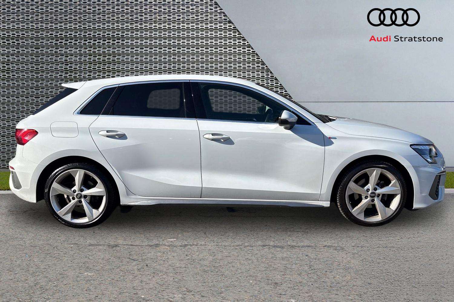 Used Audi A3 2023 for sale - 77674595: Photo 4
