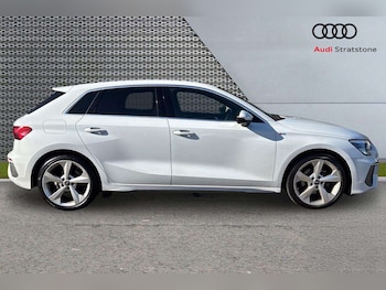 Used Audi A3 2023 for sale - 77674595: Photo