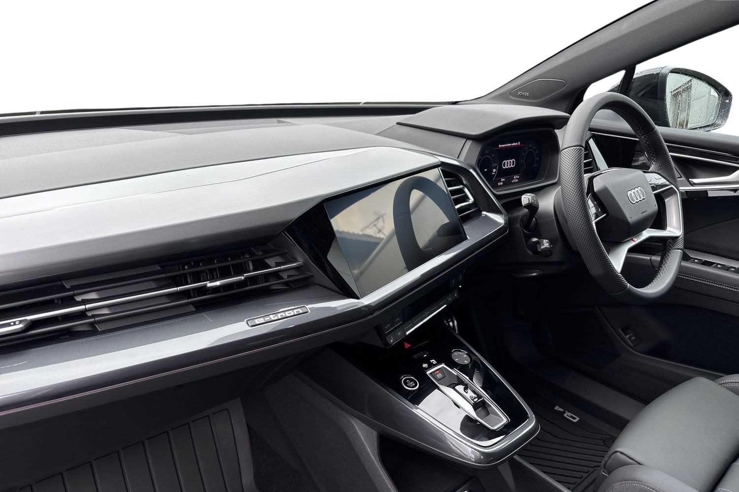 Used Audi Q4 e-tron 2025 for sale - 77577433: Photo 2