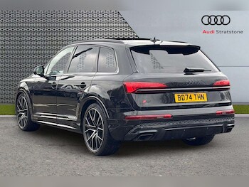 Used Audi Q7 2024 for sale - 77414500: Photo