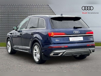 Used Audi Q7 2023 for sale - 76774211: Photo